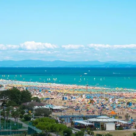 Elegant Seaview Flat With Private Terrace Lägenhet Bibione