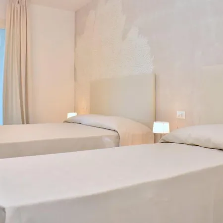 Lägenhet Elegant Seaview Flat With Private Terrace Bibione