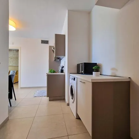 Apartment Elegant Seaview Flat With Private Terrace *