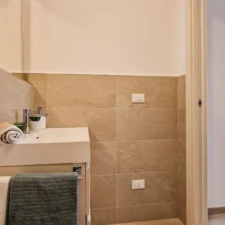 Elegant Seaview Flat With Private Terrace * بيبيوني