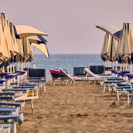 Elegant Seaview Flat With Private Terrace Apartment *